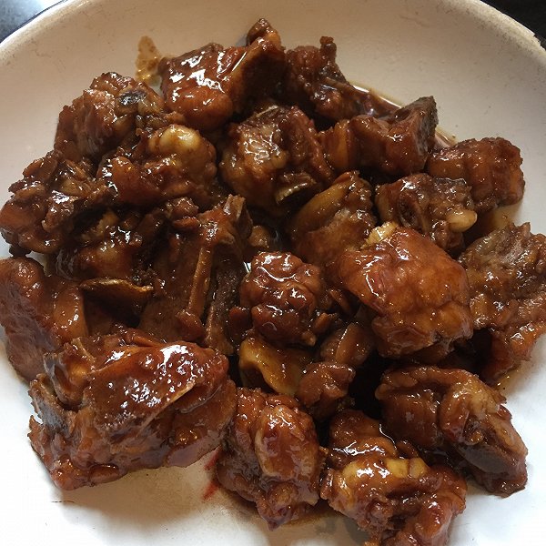 鸡肾家常做法：营养美味，宠物与主人共享